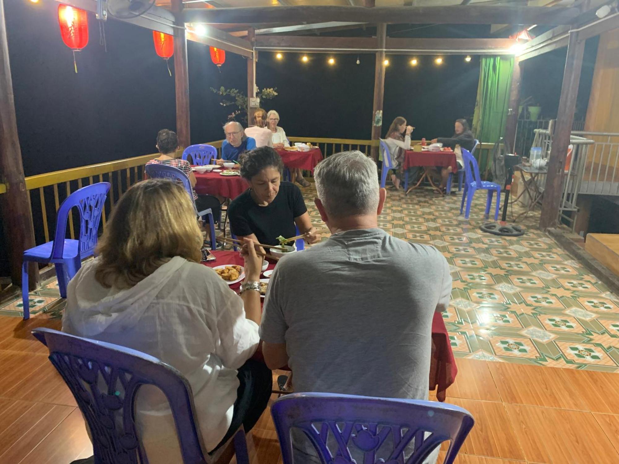 Hoang Nguyen Homestay Ba Be Екстер'єр фото